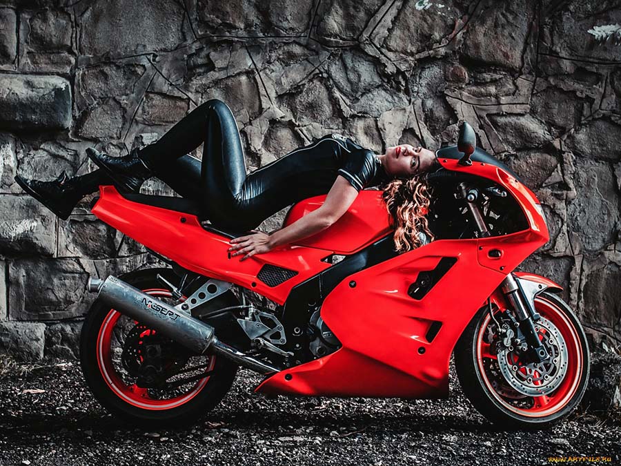Beautiful girl Beautiful girls and motorcycles in Nova Iguazu