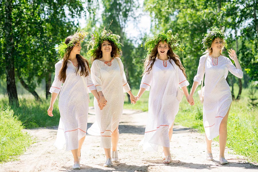 A cozy shot with Slavic girls — straight from Nova Iguazu